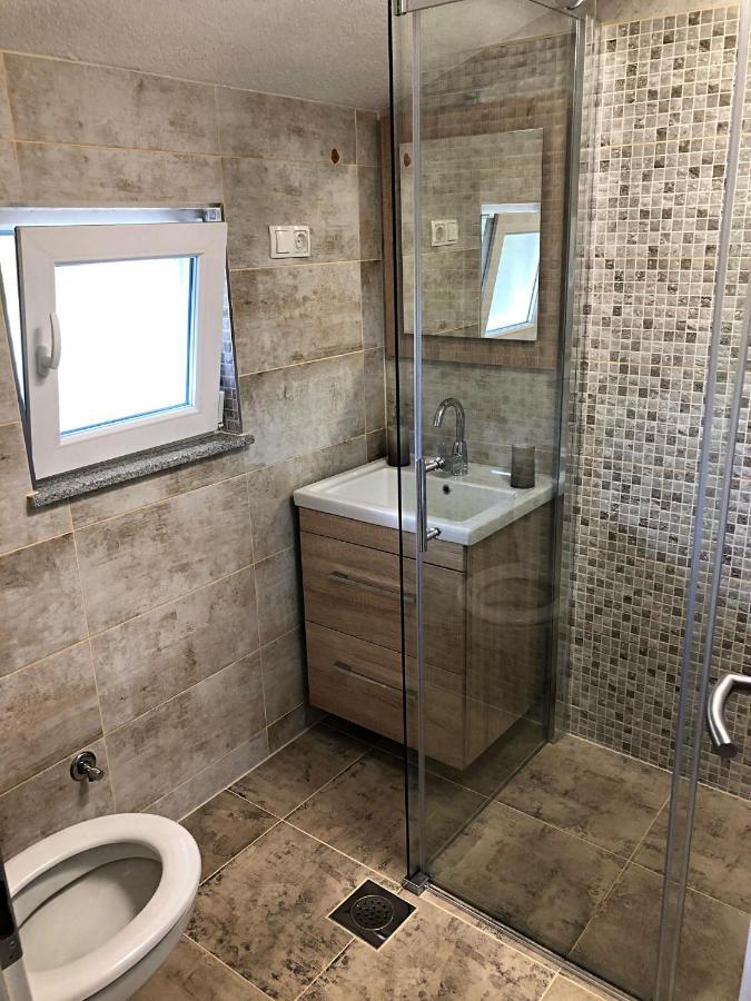 Studio Apartman Firdaus-Bihac, Dobrenica Bb المظهر الخارجي الصورة