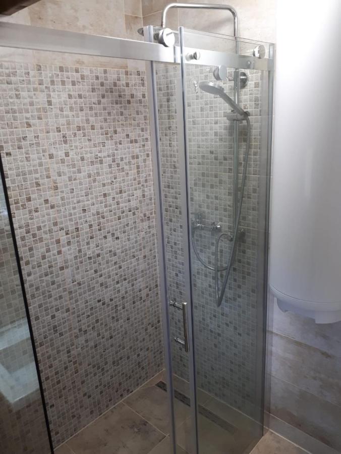 Studio Apartman Firdaus-Bihac, Dobrenica Bb المظهر الخارجي الصورة