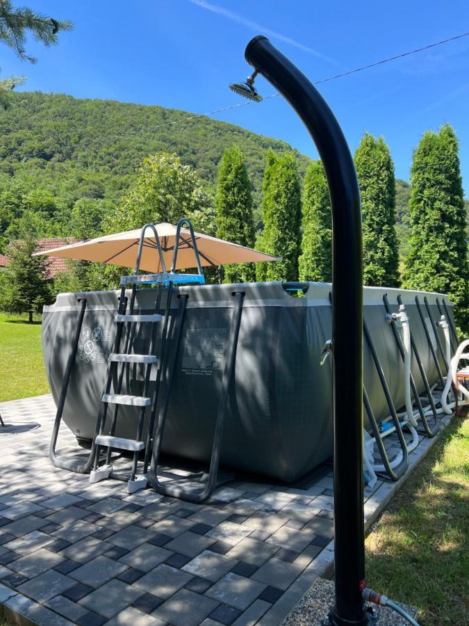 Studio Apartman Firdaus-Bihac, Dobrenica Bb المظهر الخارجي الصورة