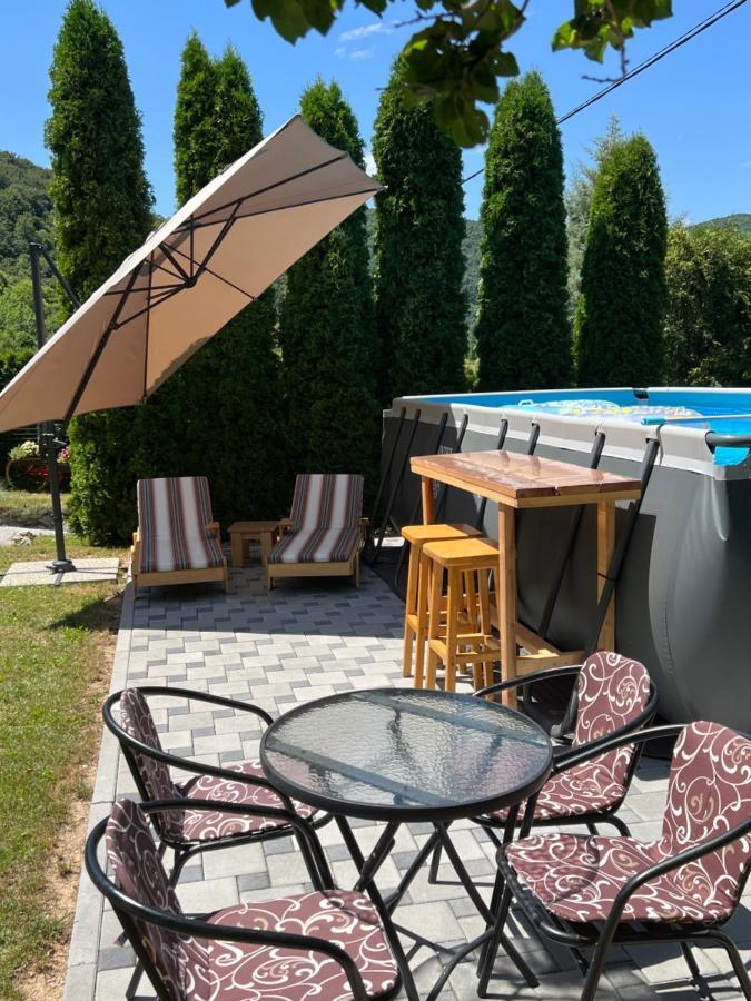 Studio Apartman Firdaus-Bihac, Dobrenica Bb المظهر الخارجي الصورة